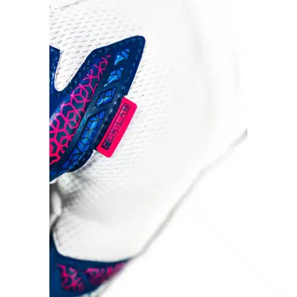 Reusch Attrakt RE:GRIP NC Junior - Image 7